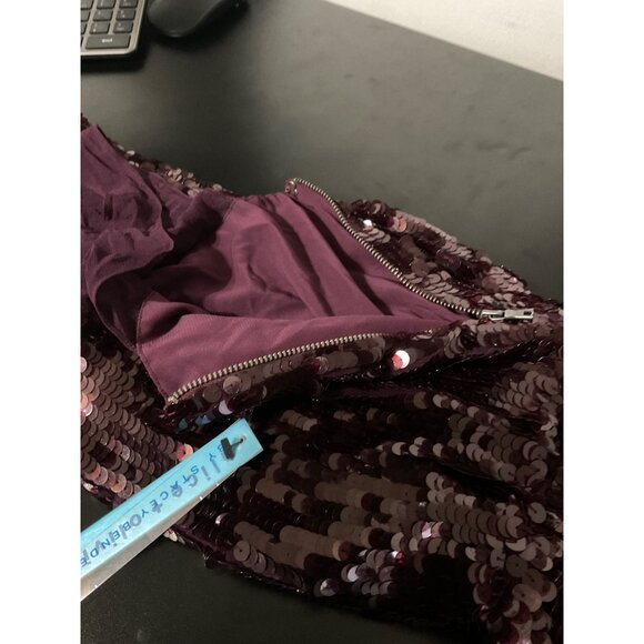 ALICE + OLIVIA Sequin Peplum Top Berry NWT size Small - Picture 11 of 13